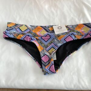ONDADE MAR BIKINI BOTTOM.  NEW WITH TAGS.